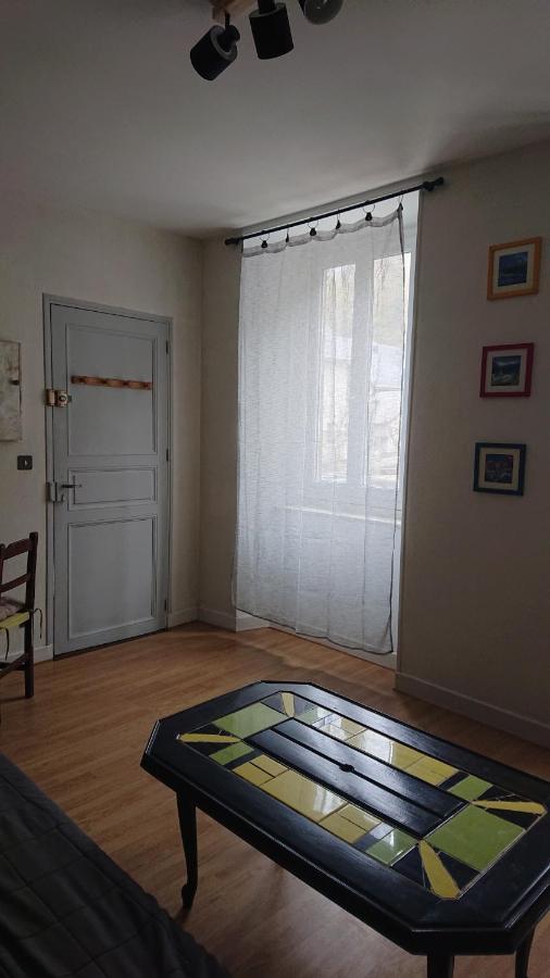 Appartement Dans Ancienne Maison Pyreneenne. Cadéac Екстериор снимка